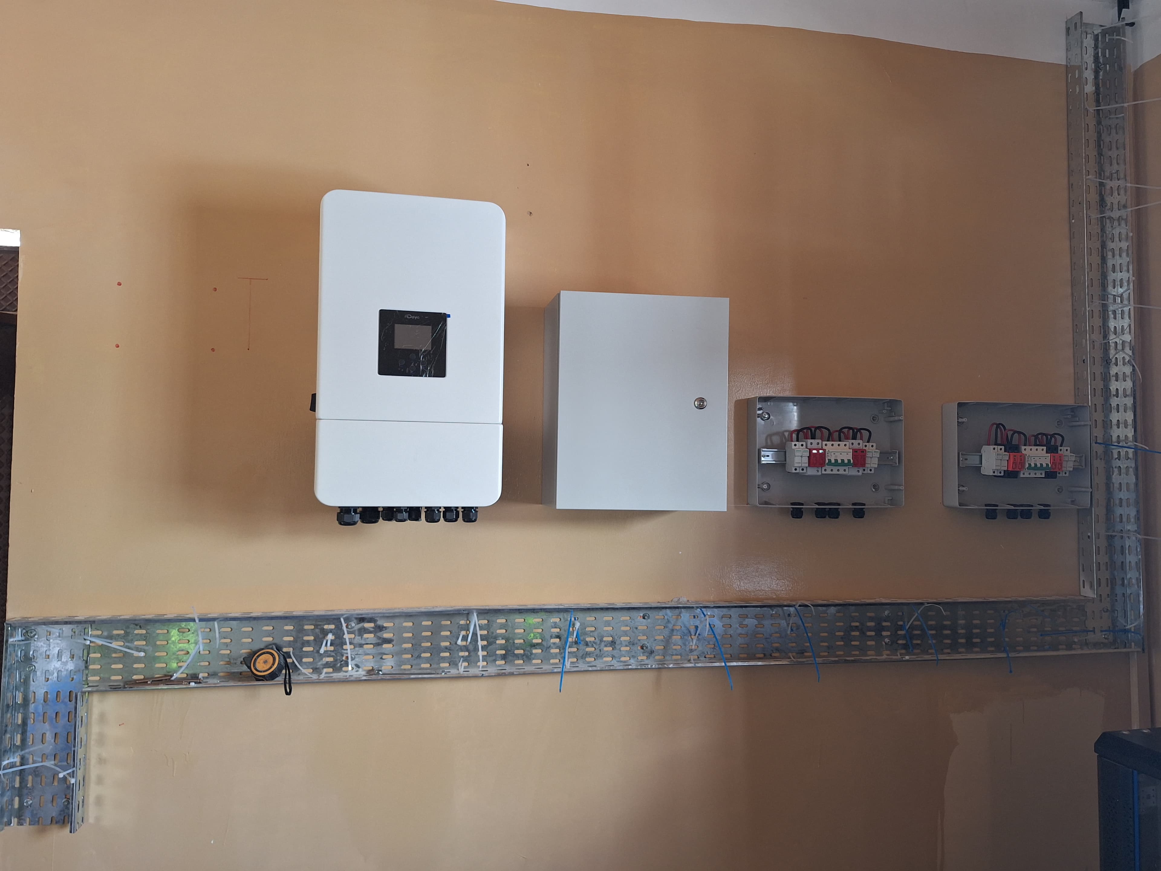 Hodan Health Center Hybrid Off-Grid Solar System