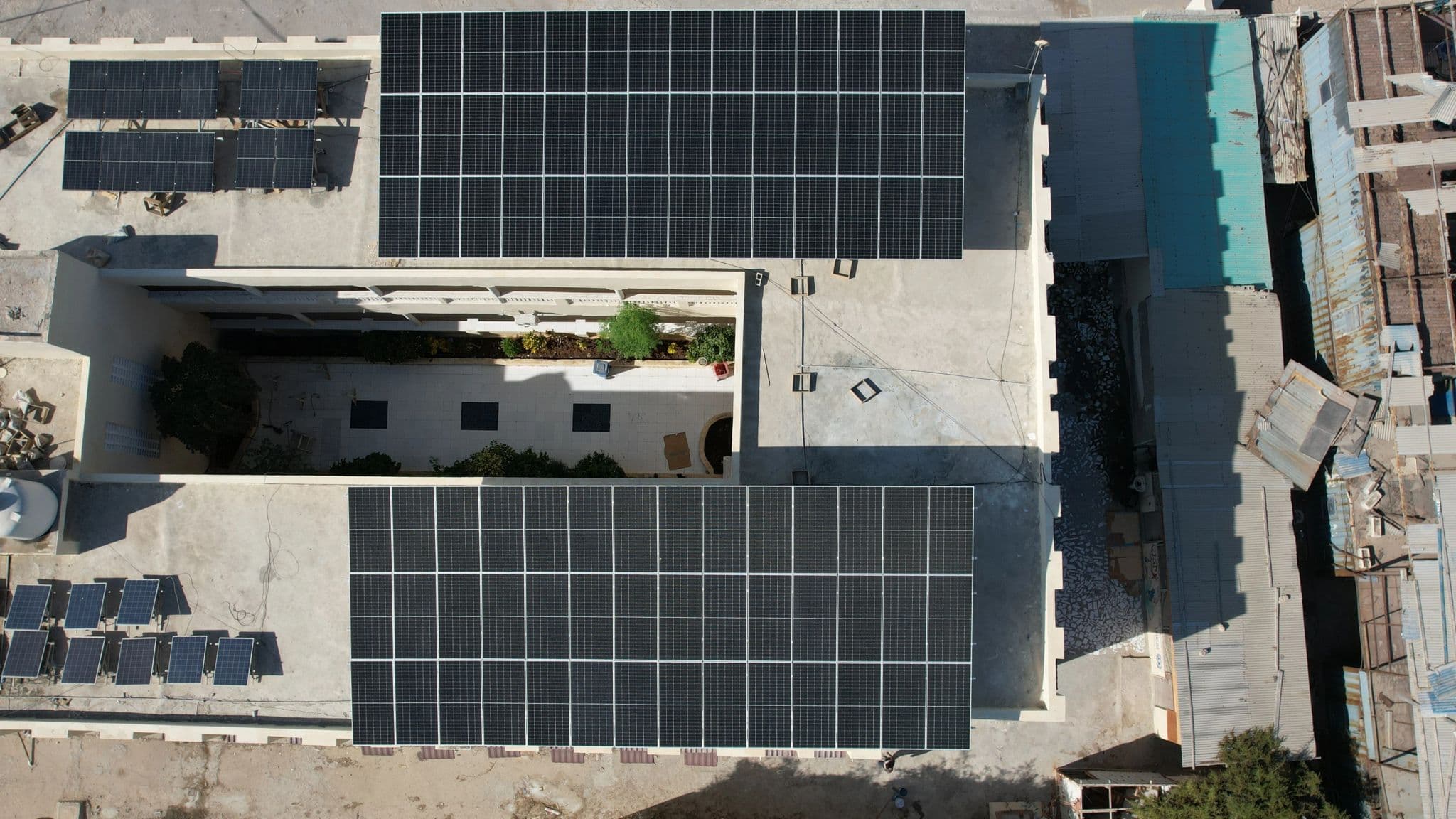 Shangani Referral Hospital High-Voltage Hybrid Solar System